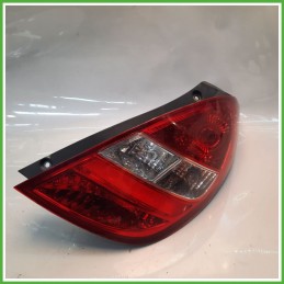 Fanale Fanalino Posteriore Destro DX HYUNDAI 924021J000 HYUNDAI i20 924021J000 Usato
