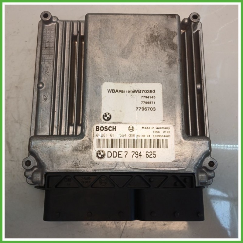 Centralina Motore Iniezione ECU BOSCH 0281011564 BMW X3 E83 2.0 110kw 13617796703 2003 2006