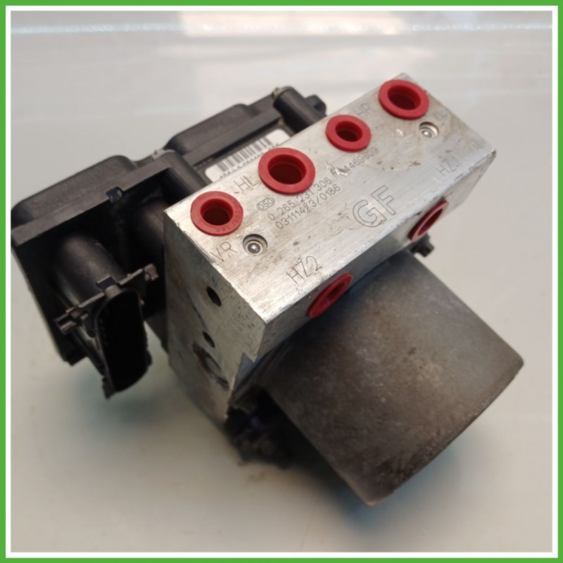 Centralina ABS Modulo Pompa BOSCH 0265800303 93192617 OPEL CORSA X01 Originale Usato