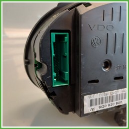 Quadro strumenti contachilometri tachimetro VDO 110.080.124/001 VOLKSWAGEN POLO 9N 1.4 16V 9Q0920800