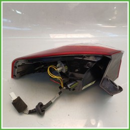 Fanale Fanalino Posteriore Destro DX KIA RIO 3a Serie 924021W210 Usato