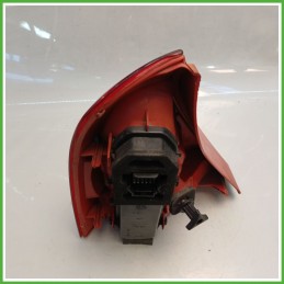 Fanale Fanalino Posteriore Destro DX VALEO X65PH2 RENAULT CLIO 2a Serie 8200917487 Usato