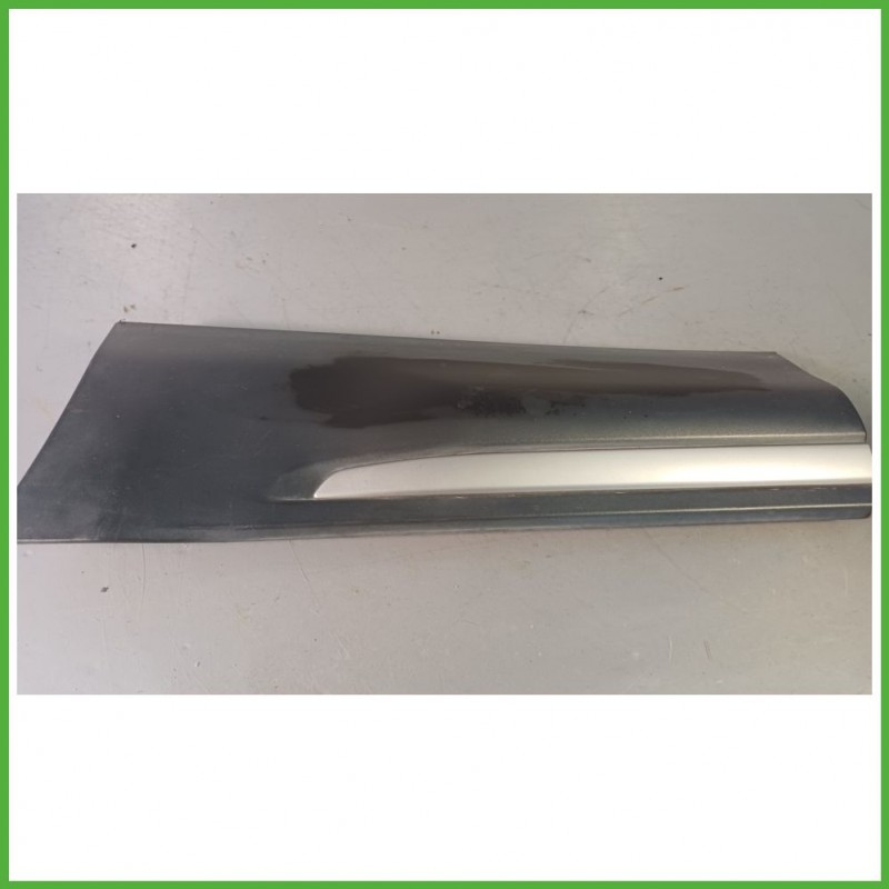 Modanatura Porta Posteriore Destro DX Centrale LAND ROVER RANGE ROVER EVOQUE SUV 5 Porte LR044670 2011 2018 LANDI RENZO