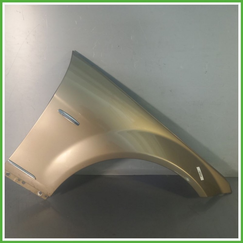 Parafango Anteriore Destra DX MERCEDES-BENZ Classe C W/S204 Berlina 2007 2011 GRIGIO 798 BEIGE SANIDINO MET Originale Usato