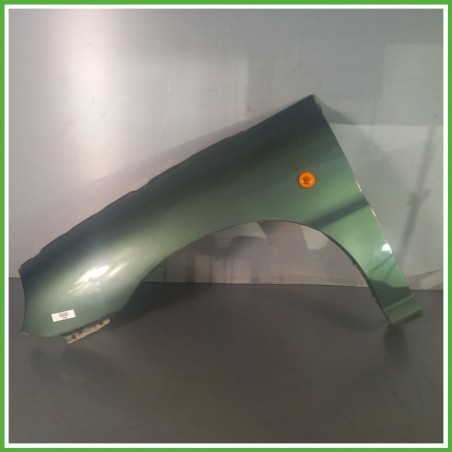 Parafango Anteriore Sinistra SX KIA RIO 1a Serie Station Wagon 2000 2005 VERDE SCURO Originale Usato