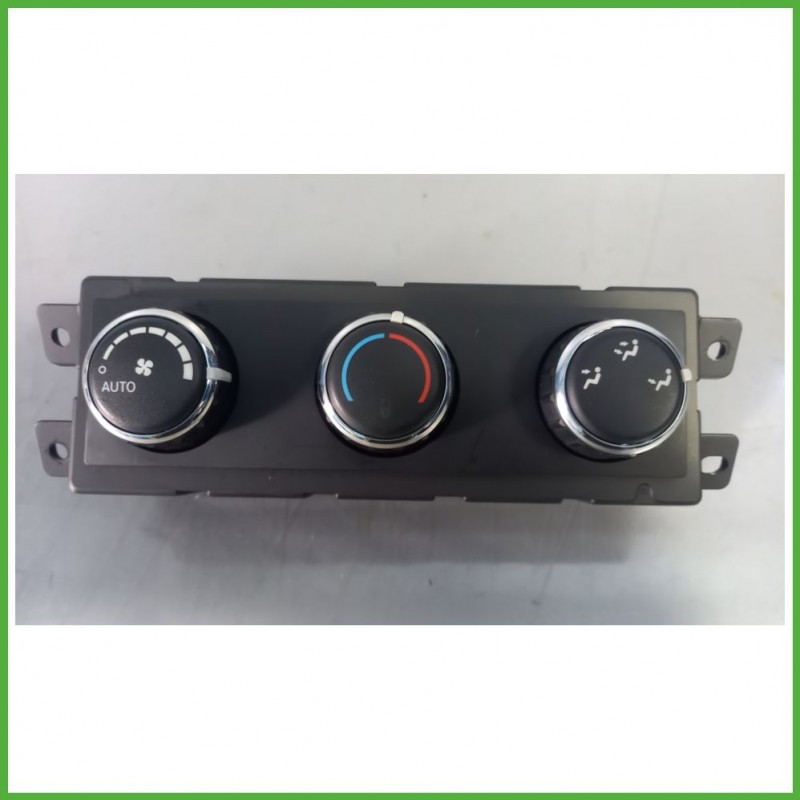 Comandi Clima AC Riscaldamento Condizionatore FIAT FREEMONT 24 2.0 00K55111313AB 2011