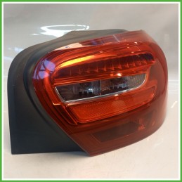 Fanale Fanalino Posteriore Destro DX MERCEDES-BENZ Classe A W176 A1769064900 Usato