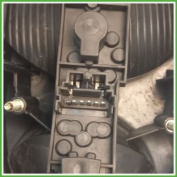 Fanale Fanalino Posteriore Sinistro SX VALEO RENAULT MEGANE 1a Serie 7701040608 Usato