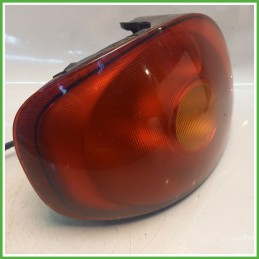 Fanale Fanalino Posteriore Sinistro SX SAMLIP 03.2050-8332 CHEVROLET (DAEWOO) MATIZ M100 96563514 Usato