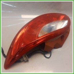 Fanale Fanalino Posteriore Destro DX MAZDA Mazda 2 2a Serie D65151150M Usato