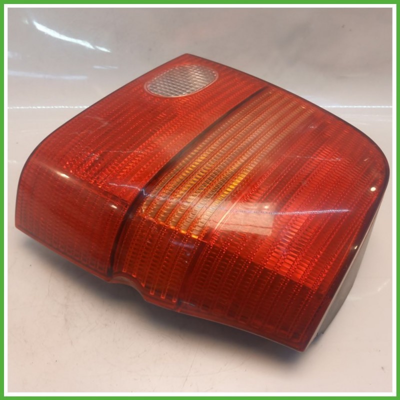 Fanale Fanalino Posteriore Destro DX CARELLO 38020748 VOLKSWAGEN LUPO 6X 6X0945096E Usato
