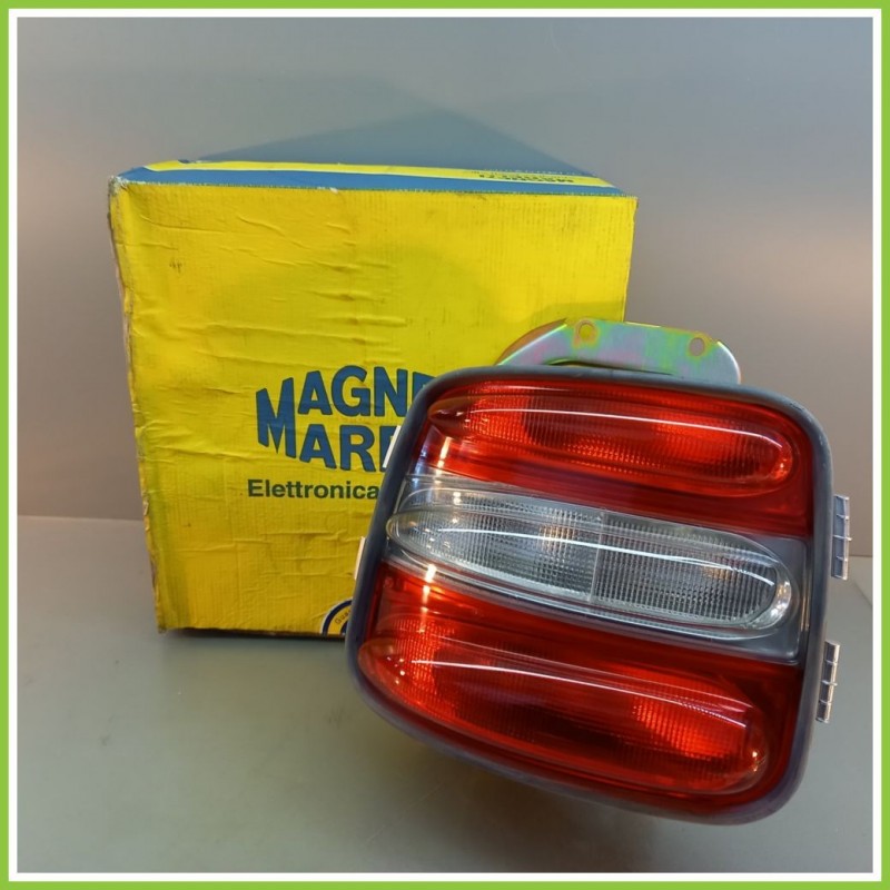 Fanale Fanalino Posteriore Sinistro Nuovo Carello Siem Magneti Marelli 37210748 Fiat Brava 1V