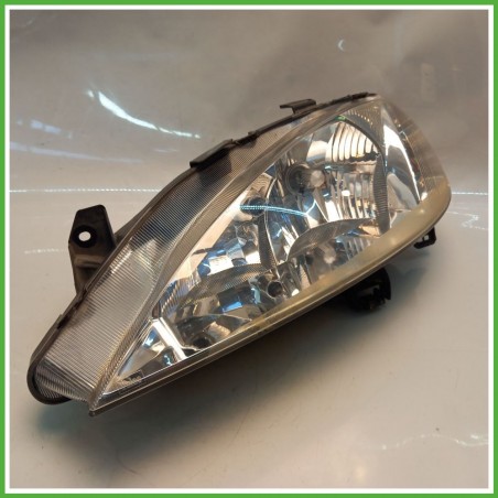 Faro Fanale Proiettore Anteriore Sinistro SX VALEO 67743610 RENAULT MEGANE 1a Serie 260609556R Usato