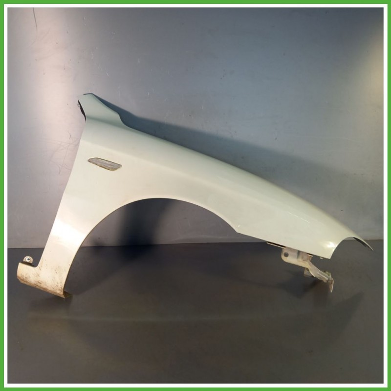 Parafango Anteriore Destra DX ALFA ROMEO 147 W8 Berlina 2004 2011 BIANCO PASTELLO 296 Originale Usato