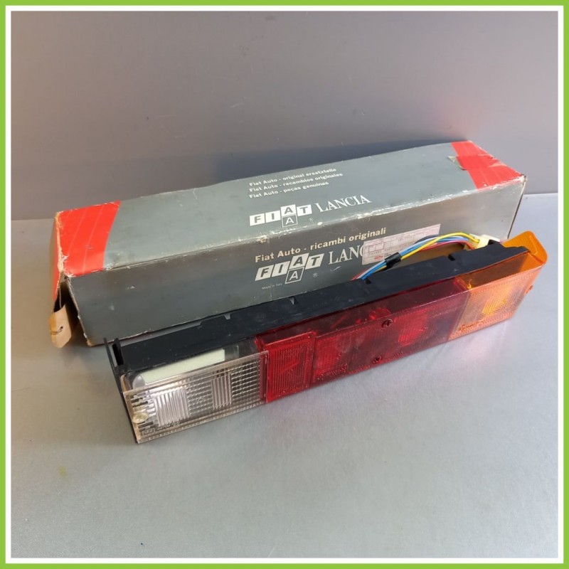 Fanale Fanalino Posteriore Destro Nuovo Carello 12234748 Fiat Ritmo 2A Seconda Serie