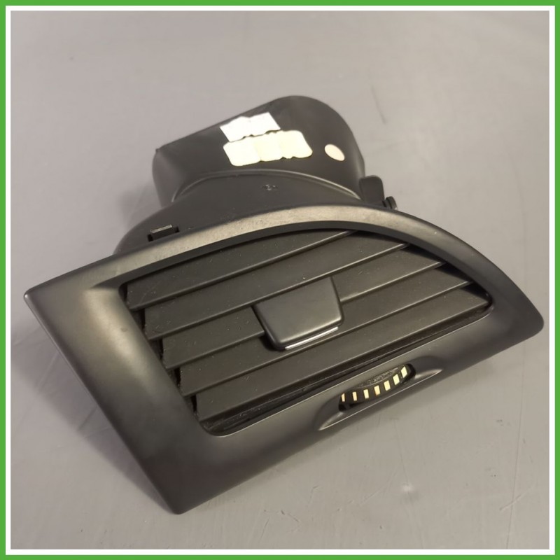 Bocchetta Climatizzazione Anteriore Sinistro SX RENAULT MEGANE 3a Serie 5 Porte 687618796R 2008 2012 FAURECIA 687618796R