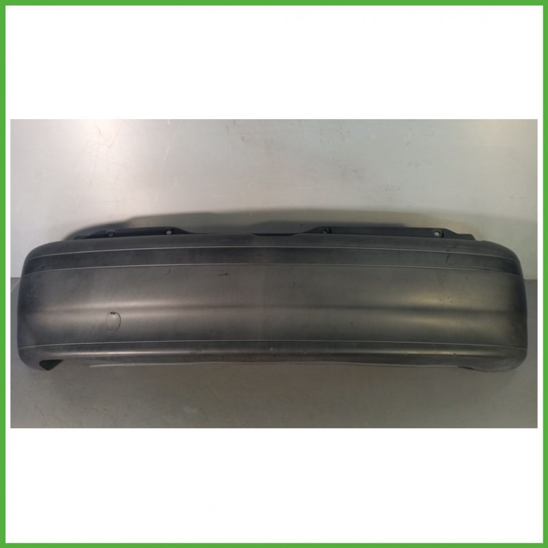 Paraurti Posteriore FIAT PUNTO 1a Serie Berlina VERDE 183001580 1993 1999 Originale Usato