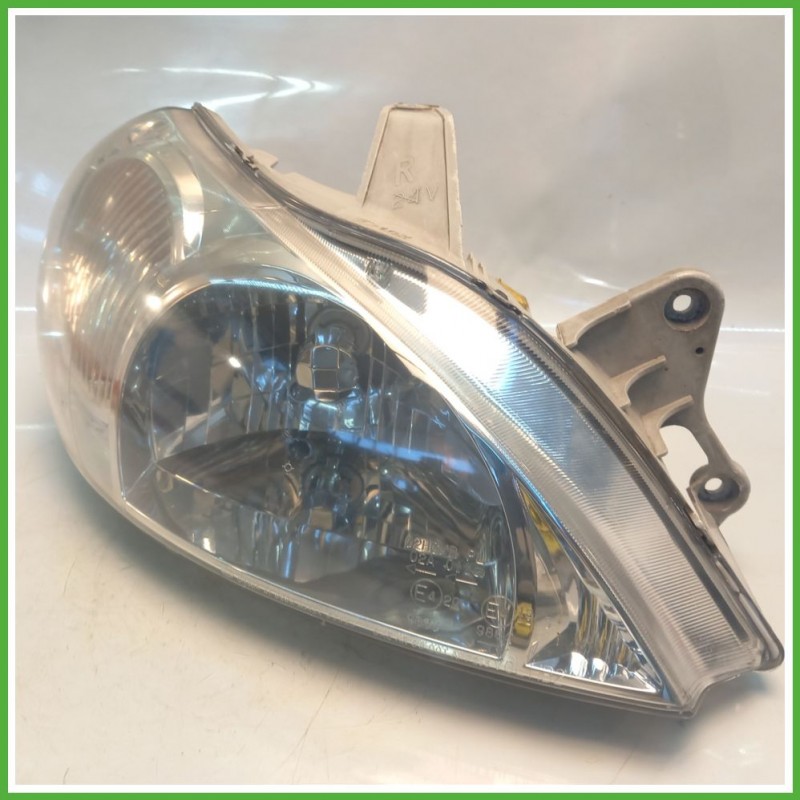 Faro Fanale Proiettore Anteriore Destro DX KIA RIO 1a Serie 0K34W51030C Usato