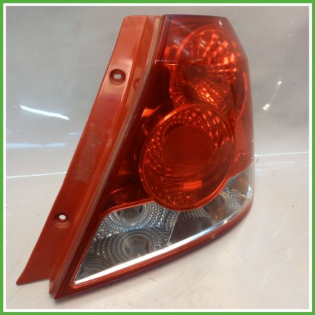 Fanale Fanalino Posteriore Destro DX CHEVROLET (DAEWOO) CHEVROLET (DAEWOO) KALOS T200 96540269 Usato