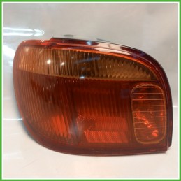 Fanale Fanalino Posteriore Sinistro SX TOYOTA YARIS FRP 815610D070 Usato