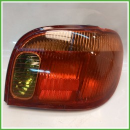 Fanale Fanalino Posteriore Destro DX TOYOTA YARIS FRP 815510D070 Usato