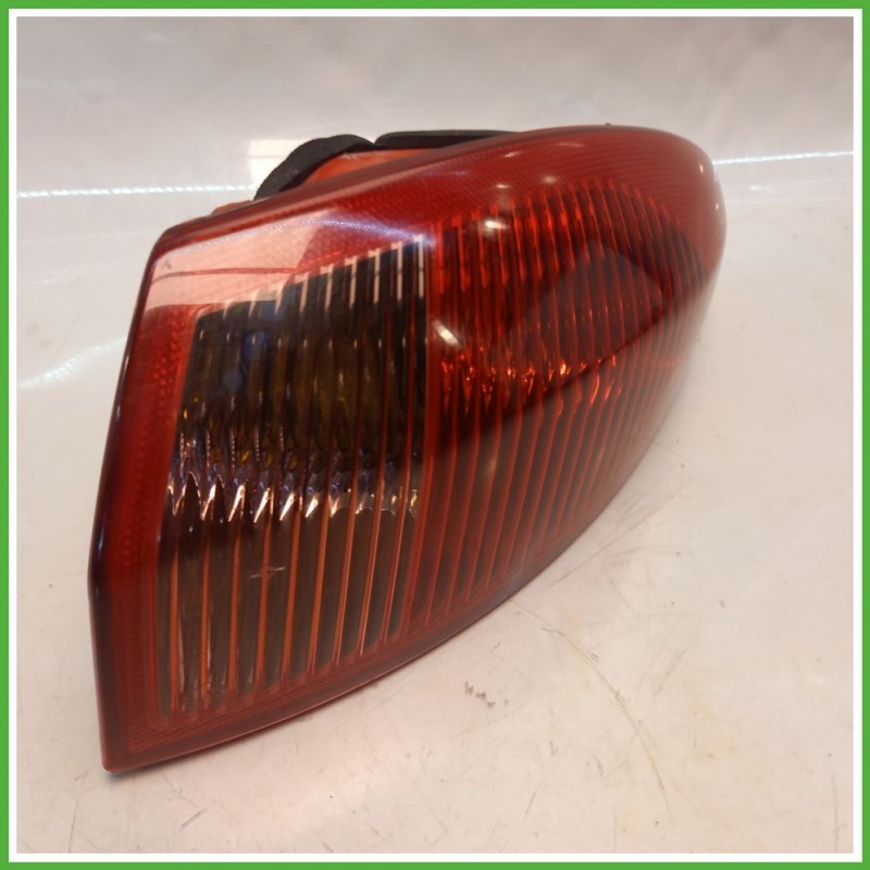 Fanale Fanalino Posteriore Destro DX ALFA ROMEO 147 W8 46556347 Usato