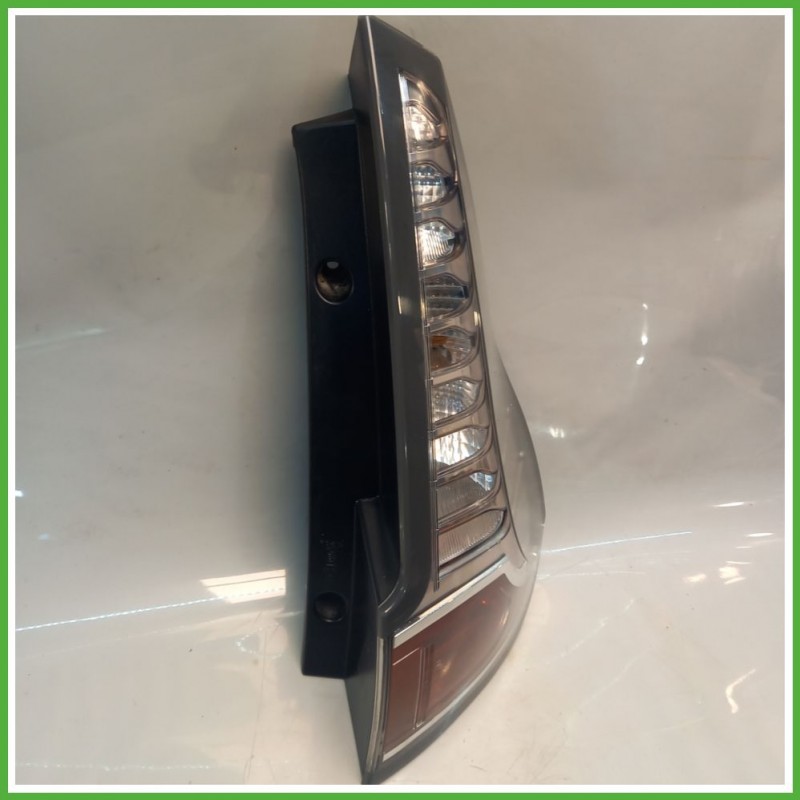 Fanale Fanalino Posteriore Destro DX RENAULT SCENIC 3a Serie 265508247R Usato