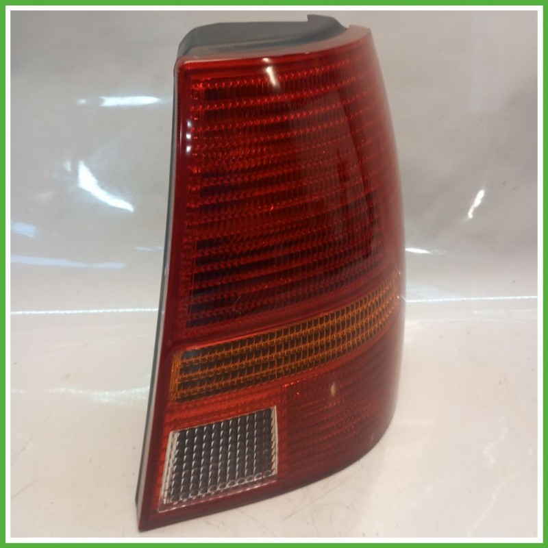 Fanale Fanalino Posteriore Destro DX VOLKSWAGEN GOLF 1J 1J6945096AC Usato