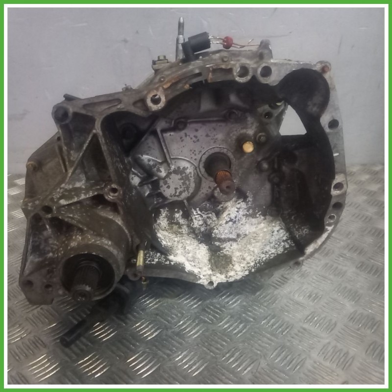 Cambio Manuale RENAULT CLIO 2a Serie 1.2 D7FG7 Originale Usato