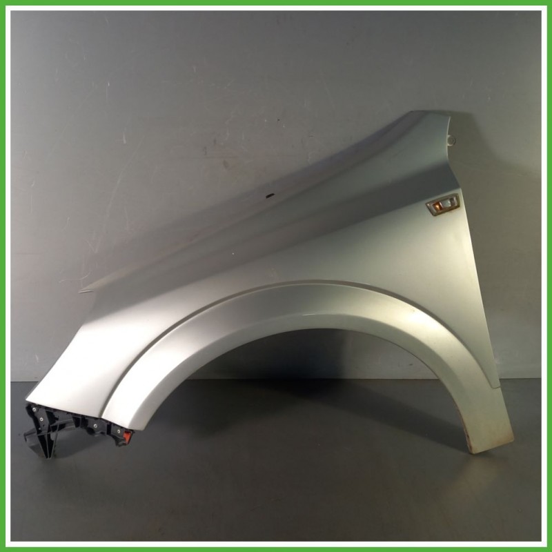 Parafango Anteriore Sinistra SX OPEL ASTRA A04 Berlina 2004 2011 GRIGIO CHIARO 2AU Originale Usato