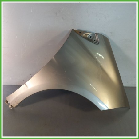Parafango Anteriore Destra DX MERCEDES-BENZ Classe A W/C169 Berlina 2004 2013 GRIGIO COMETA MET 748 Originale Usato