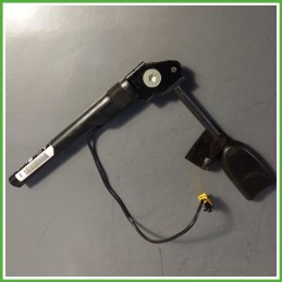 Aggancio Cintura Sicurezza Anteriore Destro DX OPEL ASTRA P10 2.0 13332664 2009 2015 AUTOLIV 618691900C