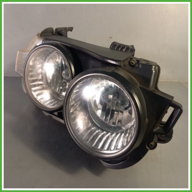 Faro Fanale Proiettore Anteriore Destro DX CHEVROLET (DAEWOO) AVEO T300 96831062 Usato