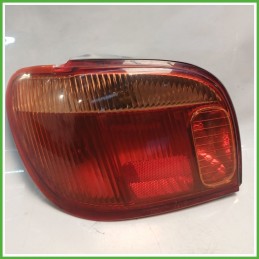 Fanale Fanalino Posteriore Sinistro SX TOYOTA 8454 TOYOTA YARIS FRP 815610D070 Usato