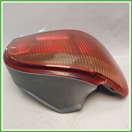 Fanale Fanalino Posteriore Sinistro SX TOYOTA 8454 TOYOTA YARIS FRP 815610D070 Usato