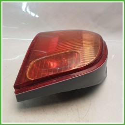 Fanale Fanalino Posteriore Sinistro SX TOYOTA 8454 TOYOTA YARIS FRP 815610D070 Usato