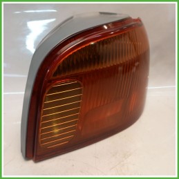 Fanale Fanalino Posteriore Destro DX TOYOTA YARIS FRP 815510D070 Usato