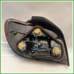 Fanale Fanalino Posteriore Destro DX TOYOTA YARIS FRP 815510D070 Usato