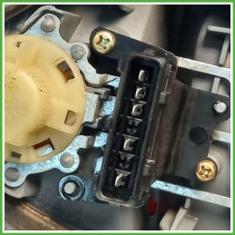 Fanale Fanalino Posteriore Destro DX TOYOTA YARIS FRP 815510D070 Usato