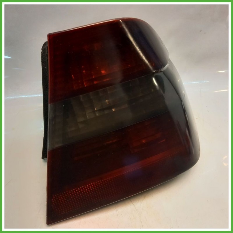 Fanale Fanalino Posteriore Destro DX BMW Serie 3 E46 63216946534 Usato