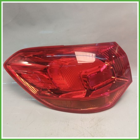 Fanale Fanalino Posteriore Sinistro SX OPEL ASTRA P10 13314052 Usato