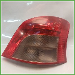Fanale Fanalino Posteriore Sinistro SX TOYOTA 1772 TOYOTA YARIS 815610D110 Usato