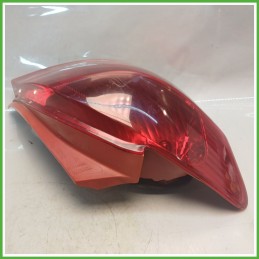 Fanale Fanalino Posteriore Destro DX TOYOTA 1582 TOYOTA YARIS 815510D110 Usato