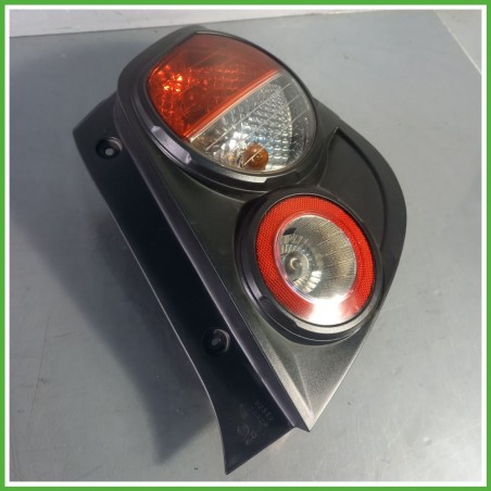 Fanale Fanalino Posteriore Destro DX CHEVROLET (DAEWOO) AVEO T300 96830986 Usato