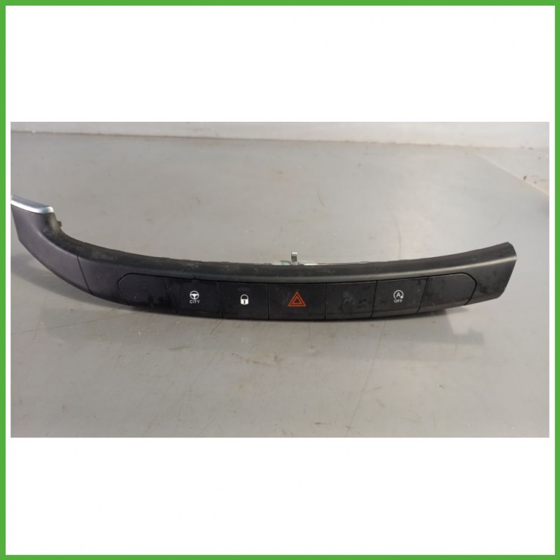 Interuttore Luci Emergenza FIAT TIPO 6J 1.3 735697362 2015 2019 FIAT 7356457660