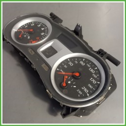 Quadro strumenti contachilometri tachimetro VISTEON 8200820999 RENAULT CLIO 3a Serie 1.2 16V 8201060305