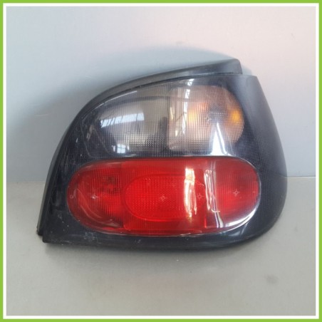 Fanale Fanalino Posteriore Destro DX AXO SCINTEX RENAULT MEGANE 1a Serie 7700423082 Originale Usato