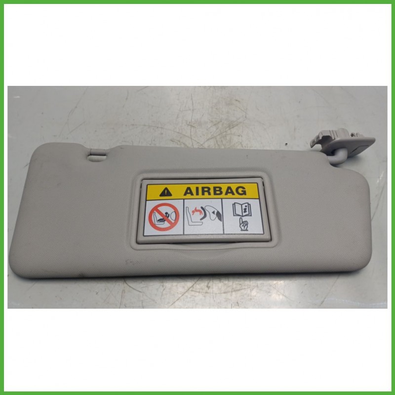 Aletta Parasole Destro DX RENAULT CLIO 4a Serie 964008139R 2012 2016