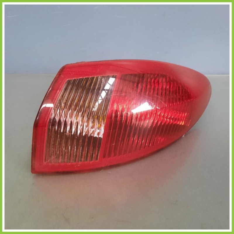 Fanale Fanalino Posteriore Destro DX OLSA 03.323.01 ALFA ROMEO 147 W8 46556347 Originale Usato