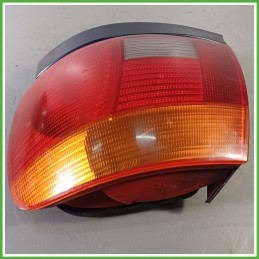Fanale Fanalino Posteriore Destro DX AUDI A4 8D 8D0945096F Usato